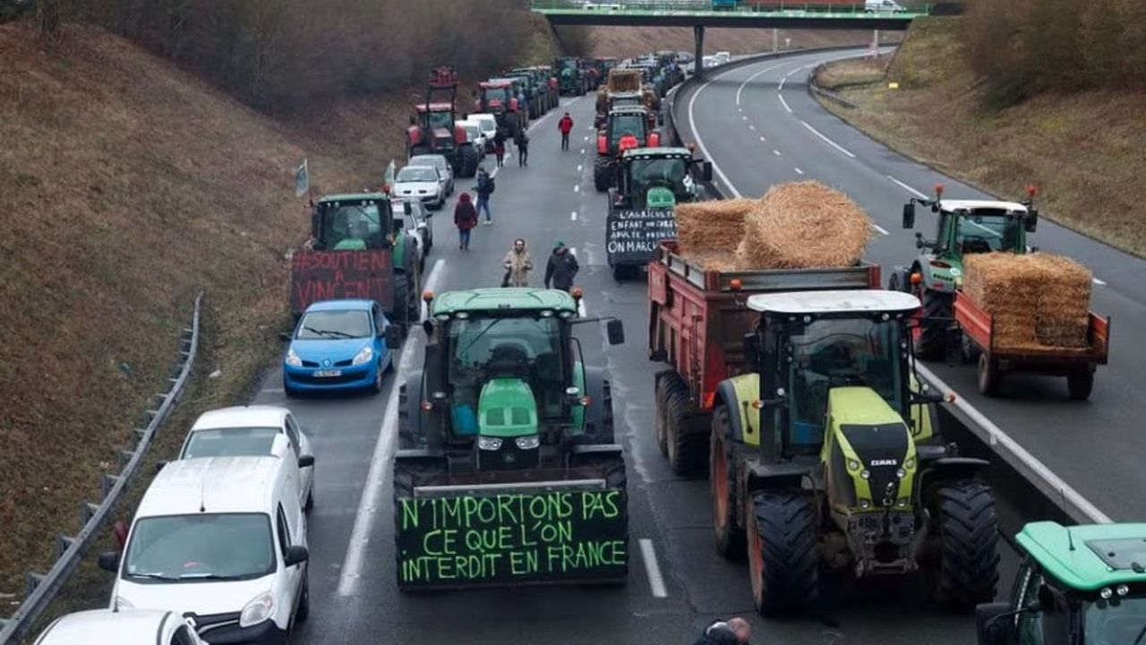 Fransa’da çiftçi protestoları yayılıyor