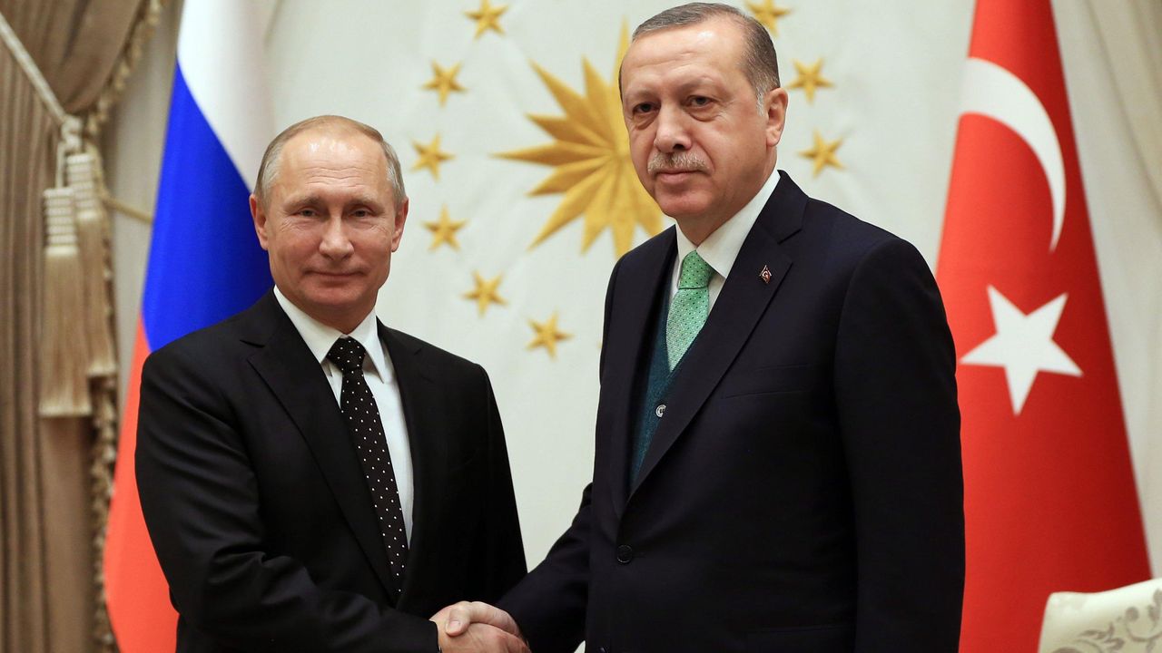 Putin-Erdoğan görüşmesi ertelendi mi?