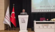 Dr. Özcan Hıdır: Necip Fazıl gençliğe zihin, vakit ve gönül boşluğu bırakmamayı öğütler