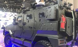 Türk zırhlısı Amazon 4x4, BAE'de görücüye çıktı