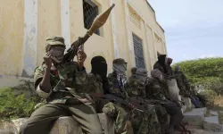 Eş Şebab askeri üsse saldırı düzenledi