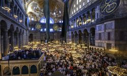 Müslüman Anadolu, bayram namazı sebebiyle camilere akın etti