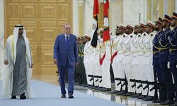 Cumhurbaşkanı Erdoğan, BAE’de: Al Nahyan resmi törenle karşıladı