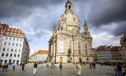 Almanlar Hristiyanlıktan uzaklaşıyor: Üye sayısında rekor düşüş