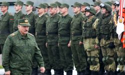 Lukaşenko, meclise OHAL ve sınır dışına asker gönderme yetkisi verdi