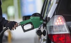 Akaryakıtta ÖTV oranları artırıldı: Benzin ve motorine dev zam