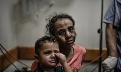Mısır, Gazze'ye yönelik insani yardım için sınırı açmayı kabul etti