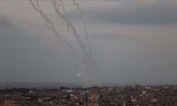 Gazze'den işgalci Yahudi devletine roketler fırlatıldı