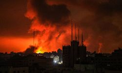 Filistin Kızılayı: Gazze'deki Kudüs Hastanesi çevresi 2 saattir yoğun bombardıman altında