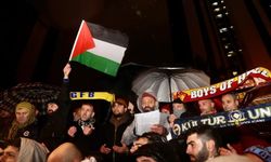 Taraftar grupları İsrail'i protesto etti: Filistin halkının işgale karşı direnişini selamlıyoruz