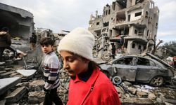 Terörist İsrail, 94 günde Gazze Şeridi'nde 69 bin konutu yıktı