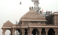 Hindistan'da yıkılan Babri Camii'nin yerine Rama Tapınağı yapıldı