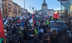 İsveç'te binlerce kişi Filistin'e destek için yürüdü