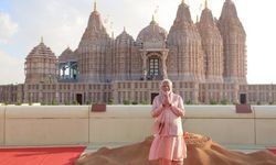 İslam düşmanı Modi BAE'de Hindu tapınağı açtı