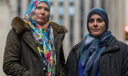 New York belediyesi, başları zorla açtırılan müslüman kadınlara tazminat ödeyecek