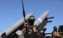 Kassam Tugayları Refah'ta işgalci teröristlere karşılık veriyor