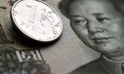 Rusya rublenin referans para birimini Çin yuanı olarak belirledi