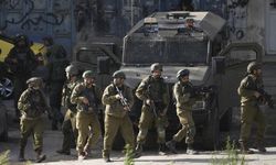 Terörist İsrail Batı Şeria'da biri çocuk 2 Filistinliyi şehit etti