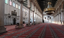 Şam'daki Emevi Camii'nin halılarını Türkiye yenileyecek