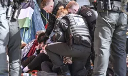 Almanya'da polis, Siyonizm'in muhafızı oldu