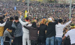 Görüş: Kürt meselesi: Silah değil, karşılıklı kimlik meselesi