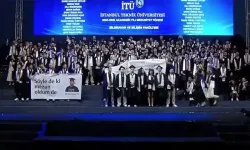 İTÜ mezuniyet töreninde Kemalist öğrencilerden ayetli pankarta müdahale