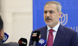 Fidan'dan hem İsrail'e hem YPG'ye Suriye uyarısı