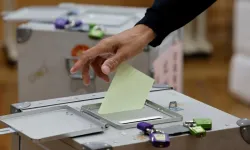 İngiltere oy verme yaşını 16'ya indiriyor