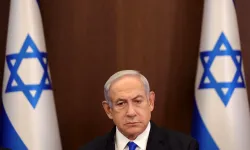 Netanyahu soykırımı sürdürmek için direniyor