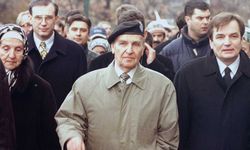 Aliya İzzetbegoviç'in vefatının 22. sene-i devriyesi