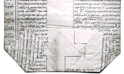 Tonlarca ağırlıktaki Kur'an-ı Kerim, kese kağıdı imalatçılarına satılmış