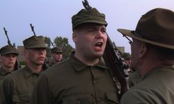 ABD Savaş Bakanı: Amerikalı gençler ya fazla şişman ya da fazla geri zekalı!