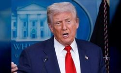 Trump: İran'a giden çok büyük ve güçlü gemilerimiz var