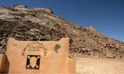 Cezayir'de Fransa'nın sömürge artığı nükleer deneme hasarlarına temizlik başladı