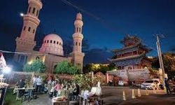 Çin, Doğu Türkistan'daki 300 yıllık Beytullah Camii'yi kapatma hazırlığında