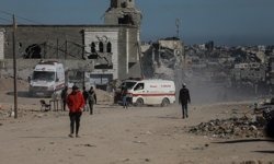 Sağlık sektörünün çöktüğü Gazze'de ambulanslar da çalışamıyor