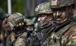 Almanya'dan Rusya tehdidine karşı 460 bin kişilik ordu hamlesi