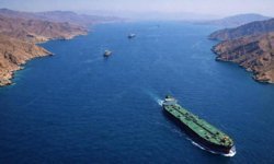 ABD ablukası sonrası Hürmüz Boğazı ticari geçişlere açıldı