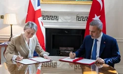 Türkiye ile İngiltere arasında 'Stratejik Ortaklık' imzalandı