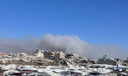 Terörist İsrail, ateşkese rağmen Gazze'yi bombalamayı sürdürüyor