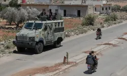 Terörist İsrail askerleri Suriye'de bir köye daha girdi