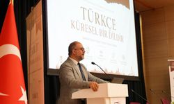 İZÜ'de “Türkçe Küresel Dildir” toplantısı yapıldı