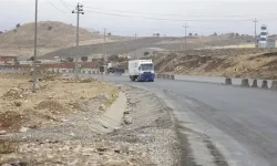 Suriye, Irak sınırından Hizbullah'a ait mühimmat sevkiyatını engelledi