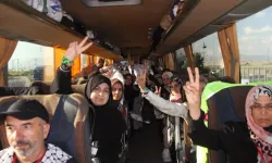Filistin konvoyu İsrail’in ablukasını kırmak için Irak’a girdi