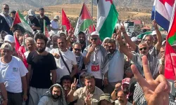 Filistin konvoyuna Irak sınırında engel