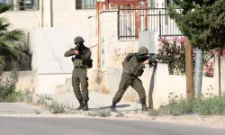 Yahudiler Batı Şeria’yı adım adım işgal ediyor: Evler yıkılıyor, beldeler kuşatılıyor