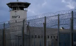 İsrail zindanlarında işkence kutlaması!