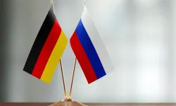 Almanya'dan Rusya'ya diplomatik kuşatma