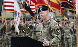 Pentagon’da köstebek krizi: Korgeneral kovuldu