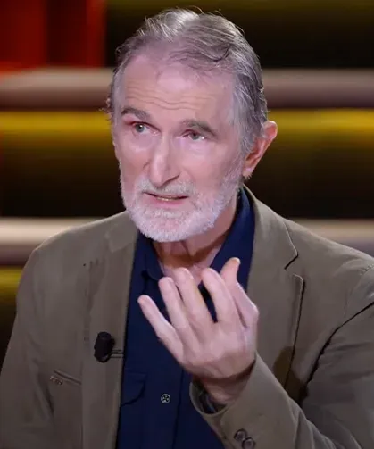 Kâzım Albayrak Ketebe’de anlattı: "Necip Fazıl şeriatten kıl feda etmeden bir dünya görüşü örgüleştirdi"